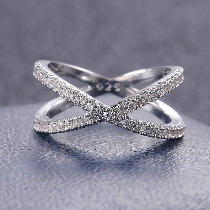 Valora Crisscross Ring