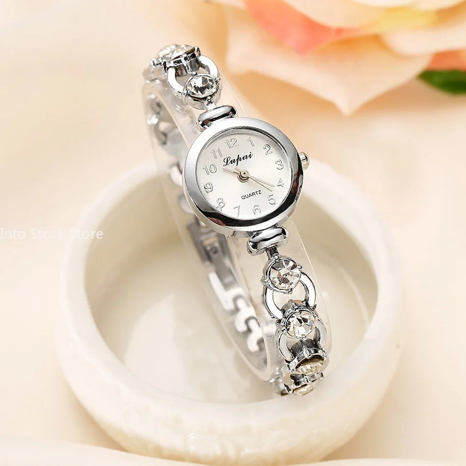 Lustre Watch