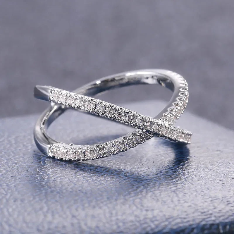 Valora Crisscross Ring